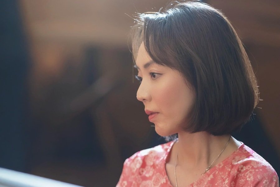 Thu Trang 'trở lại mặt đất'