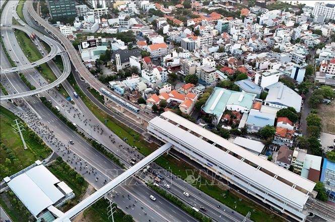 Metro TP Hồ Chí Minh bước vào giai đoạn mới - Bài cuối: Tư nhân đồng hành phát triển đường sắt đô thị
