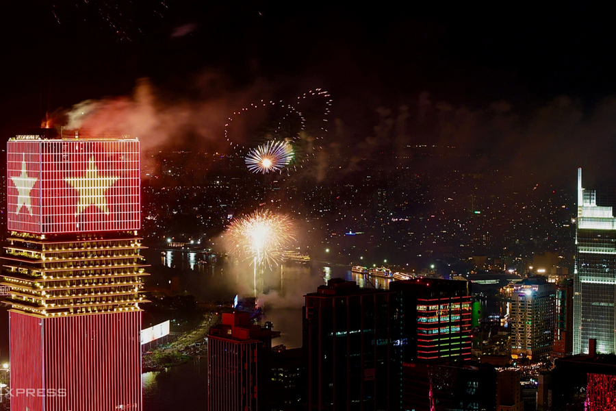 Các điểm ngắm pháo hoa đẹp đêm giao thừa tại TP HCM