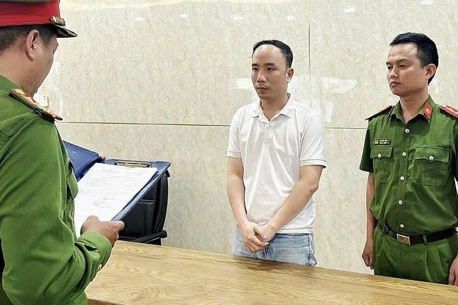 Giám đốc bị bắt vì 'lừa đào tạo, cấp chứng chỉ y khoa giả'