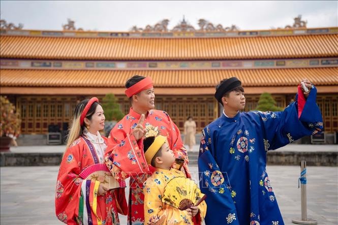 Ấn tượng phong vị Tết cổ truyền tại Đại Nội Huế