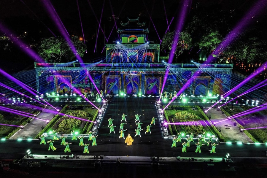 Mạch nguồn văn hoá nâng bước đất nước vào Xuân