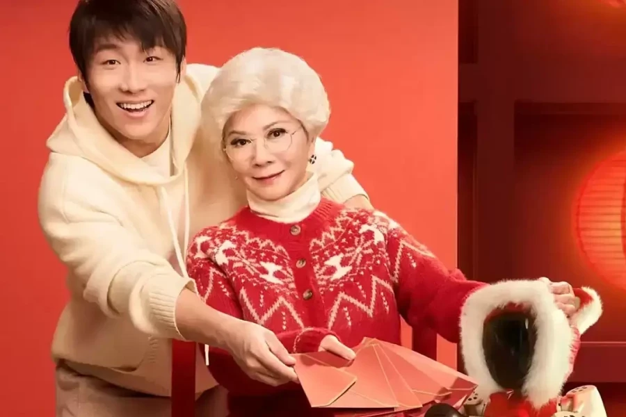 Robot 'gây bão' trên sân khấu năm mới Trung Quốc