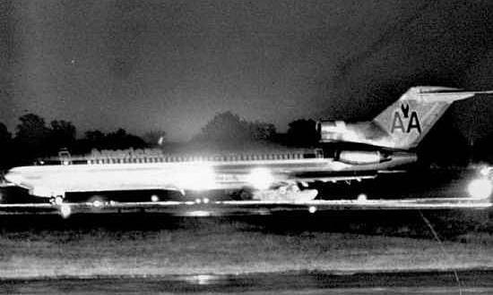 11 giờ nghẹt thở trong vụ cướp máy bay trên bầu trời nước Mỹ