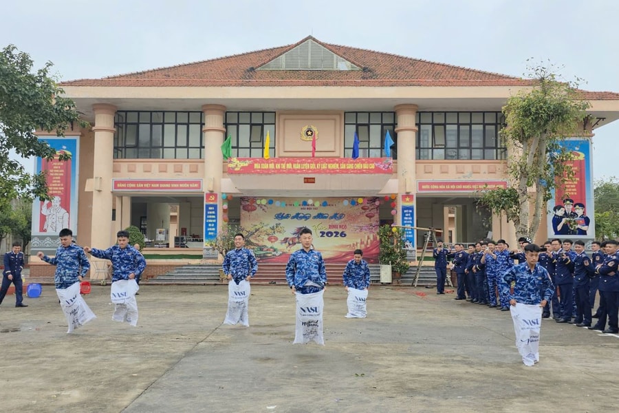 Rộn ràng không khí đón Xuân Bính Ngọ 2026 của chiến sĩ Cảnh sát biển
