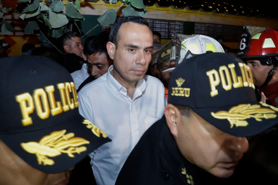 Tổng thống lâm thời Peru bị phế truất