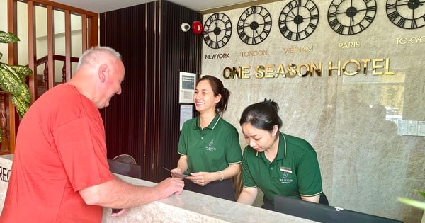 Những người làm việc xuyên Tết tại các "thủ phủ" du lịch