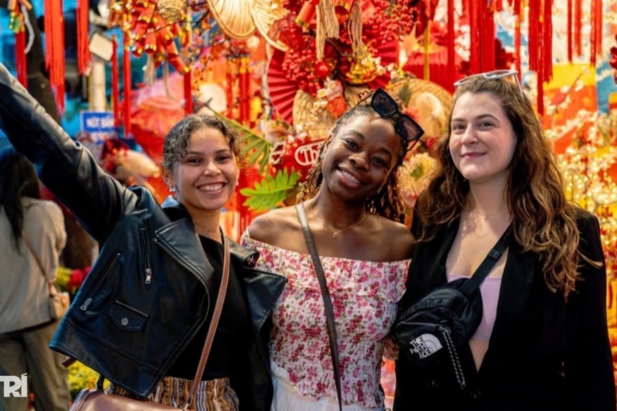 Vì sao Việt Nam được khách Tây chọn là điểm đến vừa túi tiền nhất thế giới?