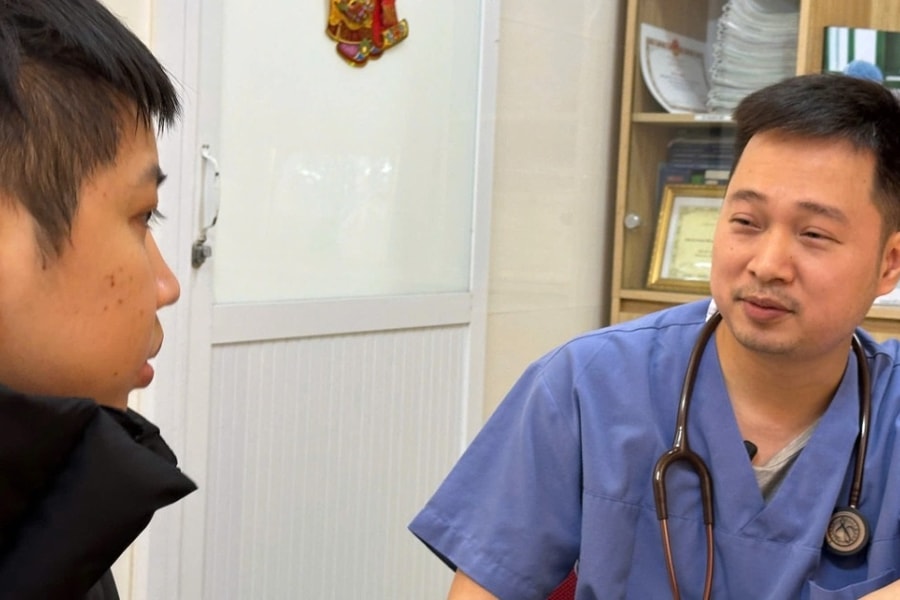 Trái tim mới hồi sinh chàng trai 18 tuổi sau 10 năm bạo bệnh