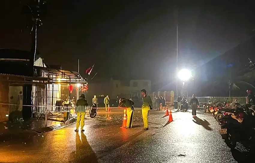 Ném mìn ám hại gia đình anh vợ khiến 10 người bị thương