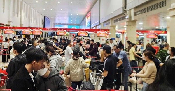 Mùng 3 Tết, vé máy bay từ Hà Nội và TPHCM vẫn thấp