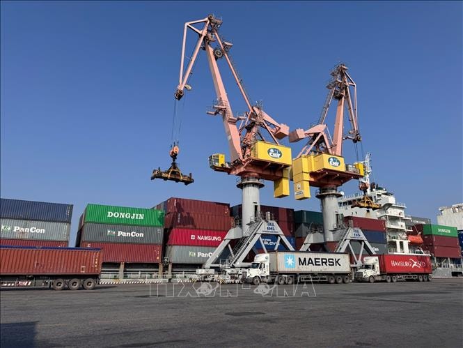 Cảng biển Hải Phòng bảo đảm dòng chảy hàng hóa thông suốt