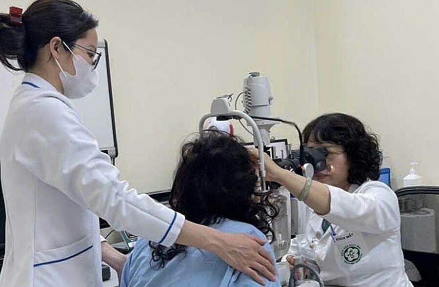 Vỡ nhãn cầu, mù mắt do pháo nổ dịp Tết