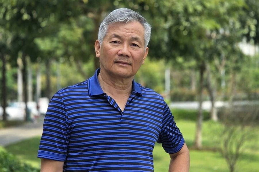 Đường thành phó giáo sư của người lính từng bỏ học lớp 7