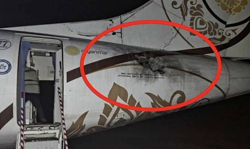 Drone tự sát tấn công máy bay chở khách Myanmar