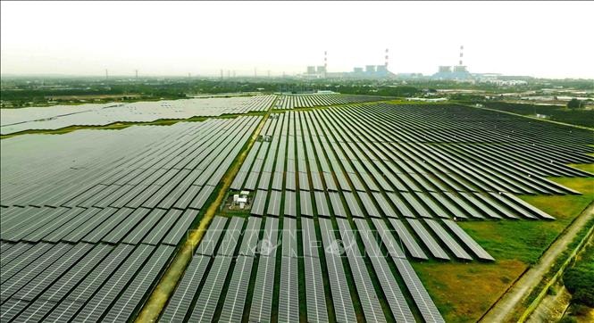 Khơi thông nguồn lực đổi mới sáng tạo và năng lượng xanh