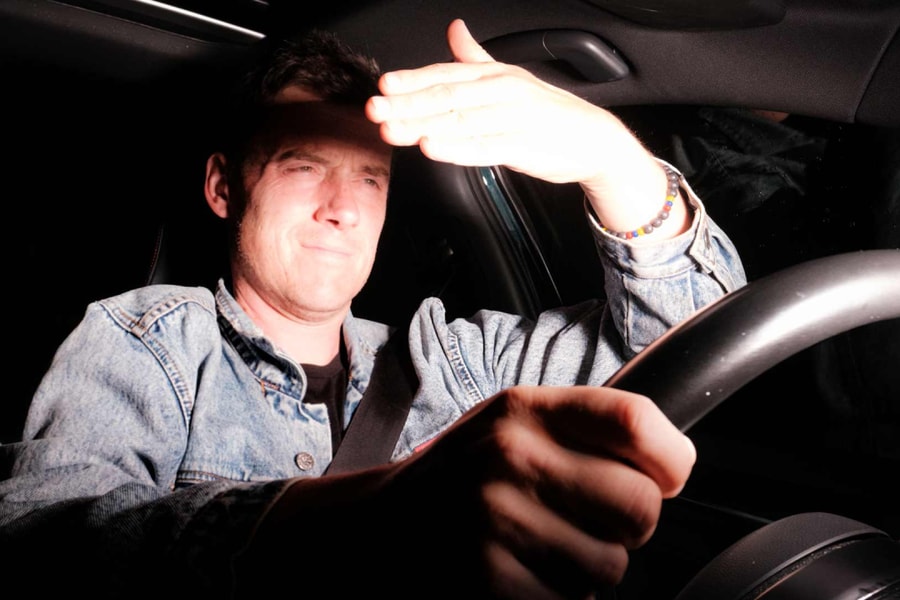 Tranh cãi về độ chói của đèn pha ôtô