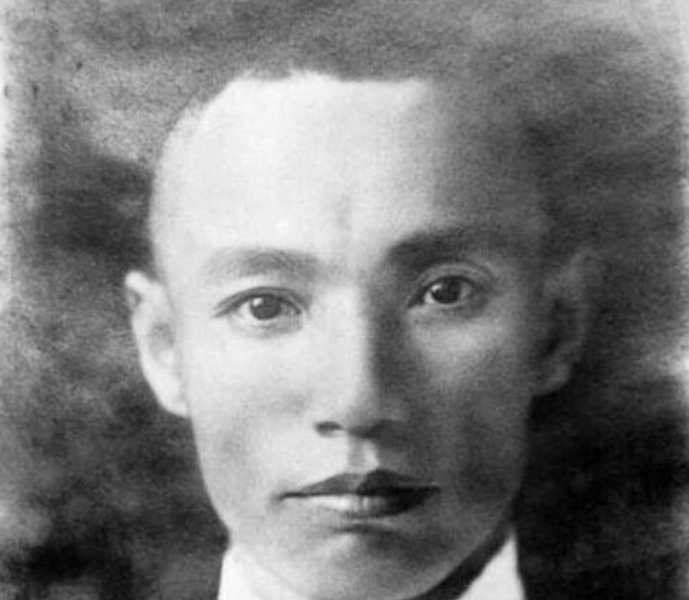 Bậc thầy Thiết Sa chưởng đấm vỡ 14 viên gạch, đánh gục ngựa bất kham