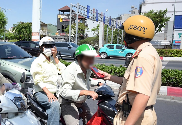 TP Hồ Chí Minh: Hơn 10.200 trường hợp vi phạm giao thông bị xử lý trong 9 ngày Tết