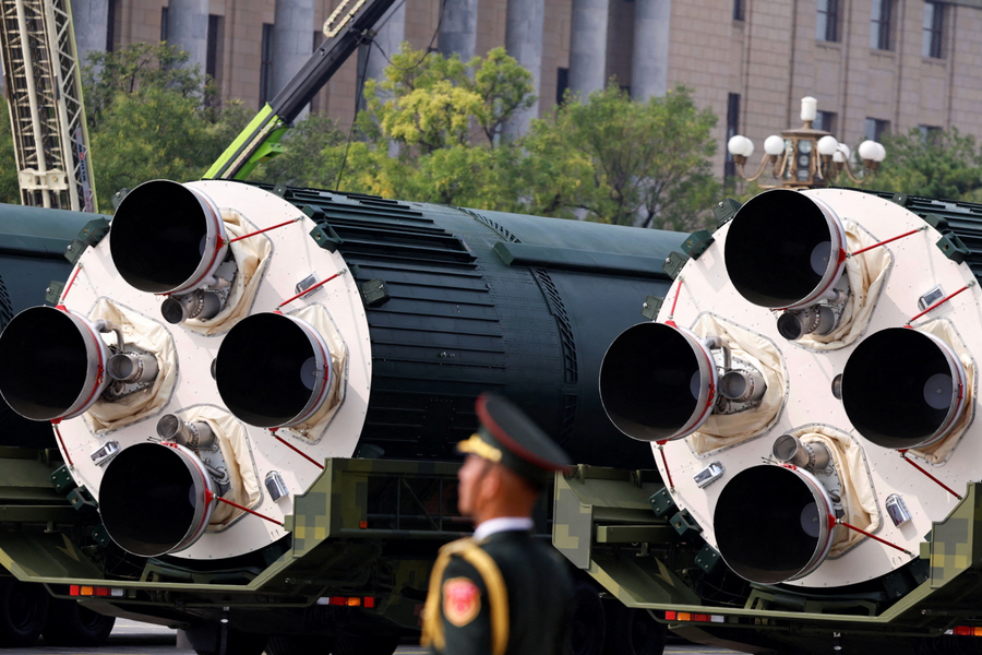 Mỹ cáo buộc Trung Quốc mở rộng quy mô kho vũ khí hạt nhân