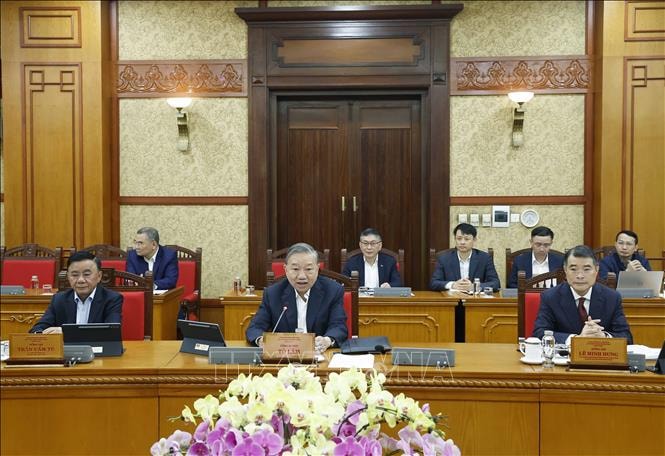 Tổng Bí thư Tô Lâm chủ trì phiên họp của Ban Bí thư về công tác tổ chức Tết Bính Ngọ 2026