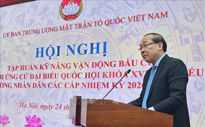 Tập huấn kỹ năng vận động bầu cử cho người ứng cử