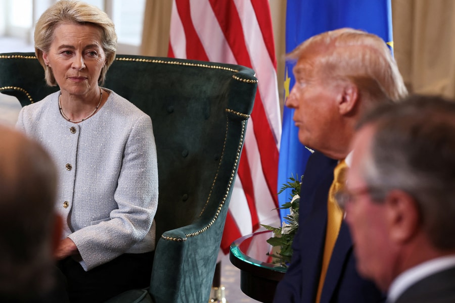 Châu Âu hoãn bỏ phiếu phê chuẩn thỏa thuận thương mại với Mỹ