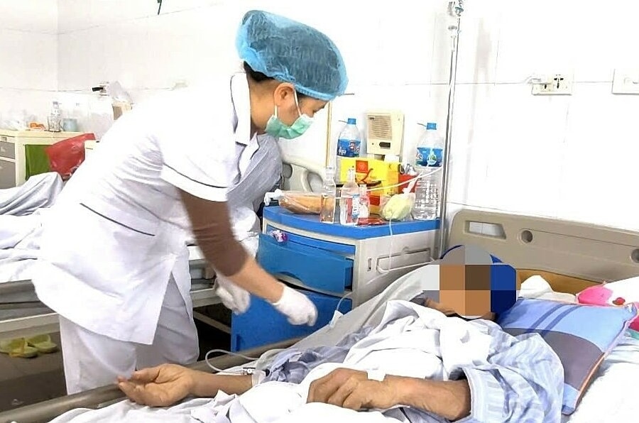 Mắc bệnh tình dục ở tuổi già