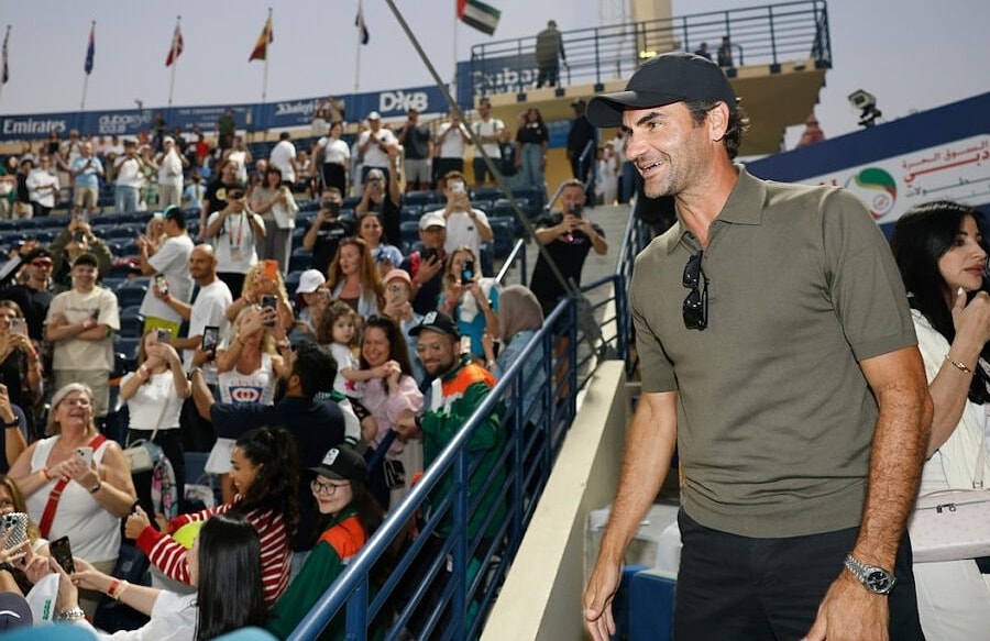 'Kỷ lục gia' Federer trở lại Dubai
