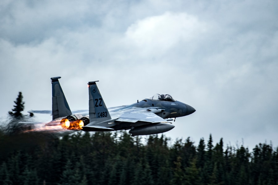 Mỹ bắt cựu phi công Không quân, cáo buộc huấn luyện cho quân đội Trung Quốc