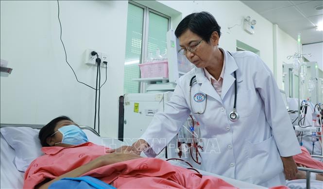 Ngày Thầy thuốc Việt Nam 27/2: Khởi đầu của một hành trình hồi sinh