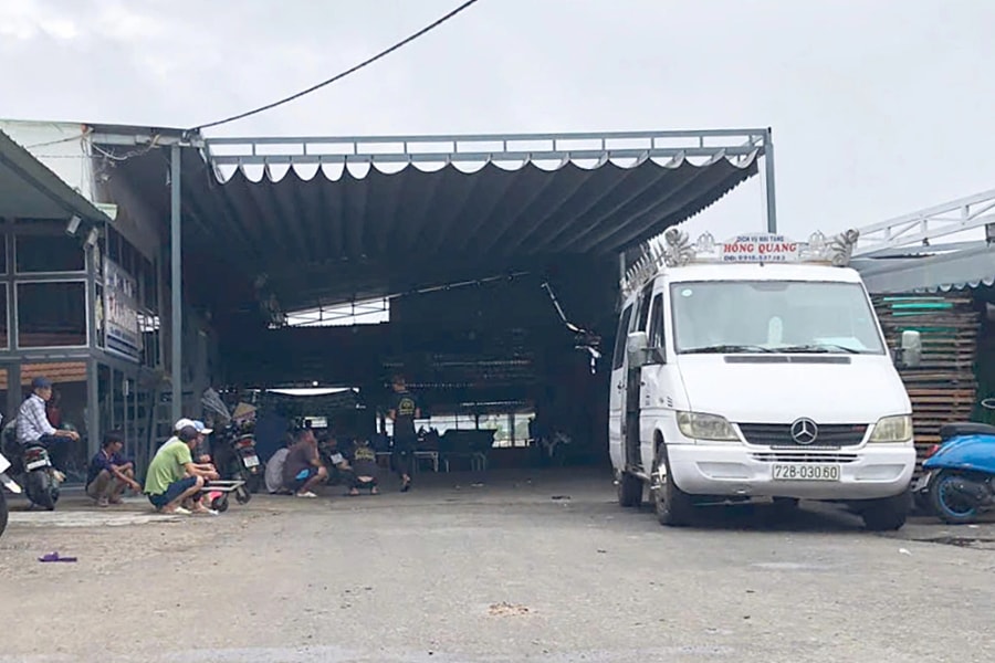 Nổ bình hơi kho lạnh ở TP HCM, một người chết