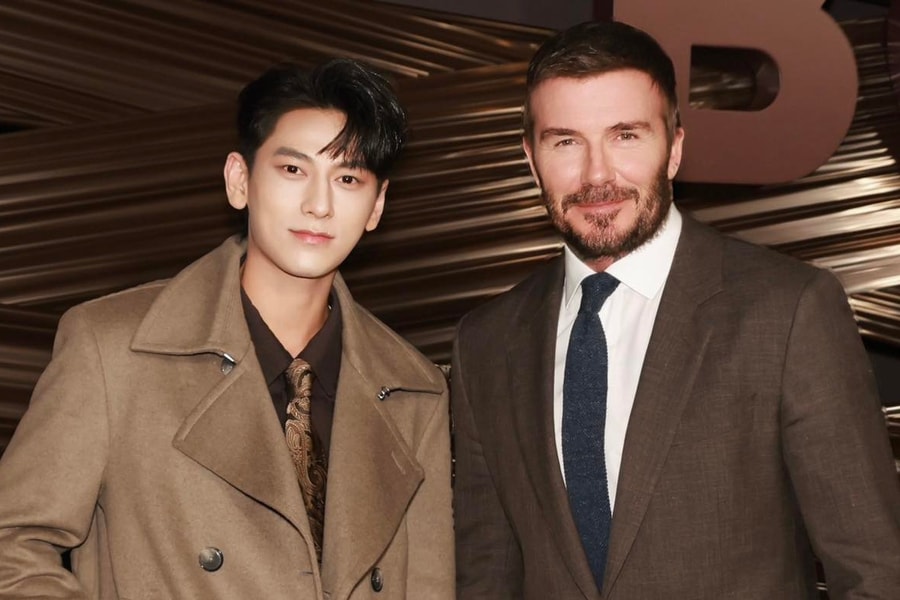 Isaac chung khung hình với David Beckham