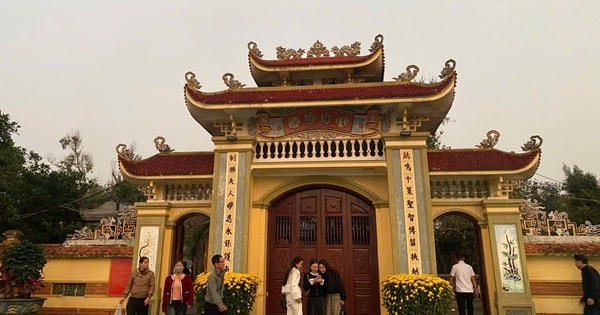 Linh thiêng ngôi đền nơi cửa biển Hà Tĩnh