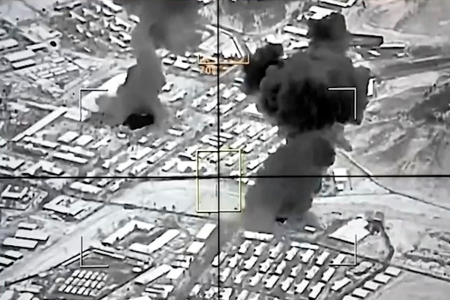 Pakistan tuyên bố 'hết kiên nhẫn' khi ném bom khắp Afghanistan