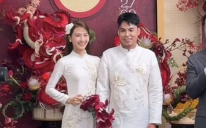 Nữ MC 'độc thân đắt giá nhất VTV' làm lễ ăn hỏi với cầu thủ nổi tiếng