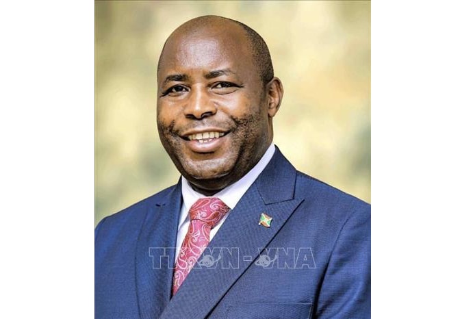 Điện mừng lãnh đạo Liên minh châu Phi