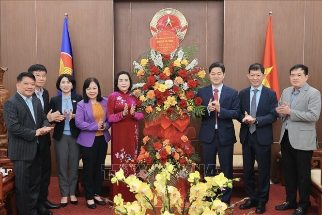 Phó Chủ tịch Quốc hội Nguyễn Thị Thanh chúc mừng Ngày Thầy thuốc Việt Nam
