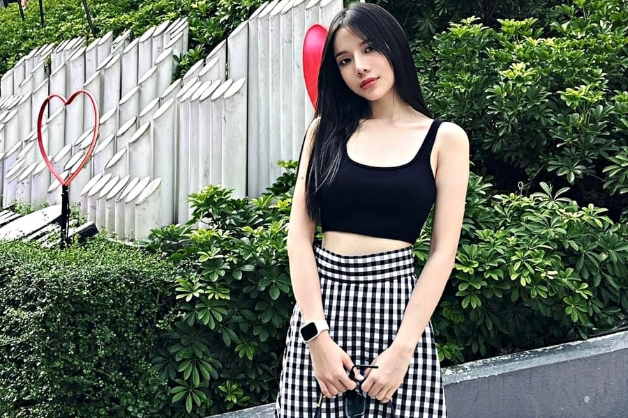 Gu mặc tôn eo của nữ chính 'Thỏ ơi'