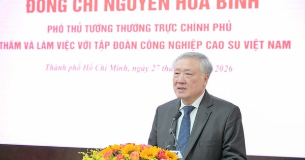 Phó Thủ tướng Thường trực Nguyễn Hòa Bình thăm và làm việc tại VRG