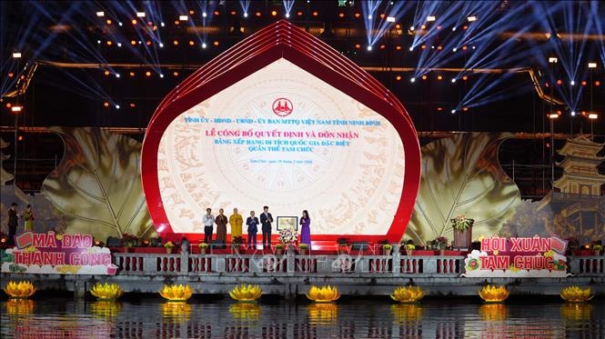 Ninh Bình đón nhận danh hiệu Di tích Quốc gia đặc biệt cho quần thể danh thắng Tam Chúc