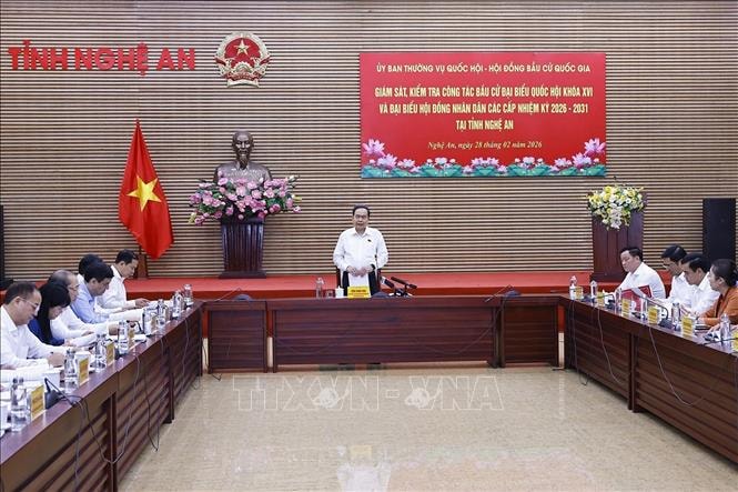 Chủ tịch Quốc hội Trần Thanh Mẫn làm việc với Uỷ ban Bầu cử tỉnh Nghệ An