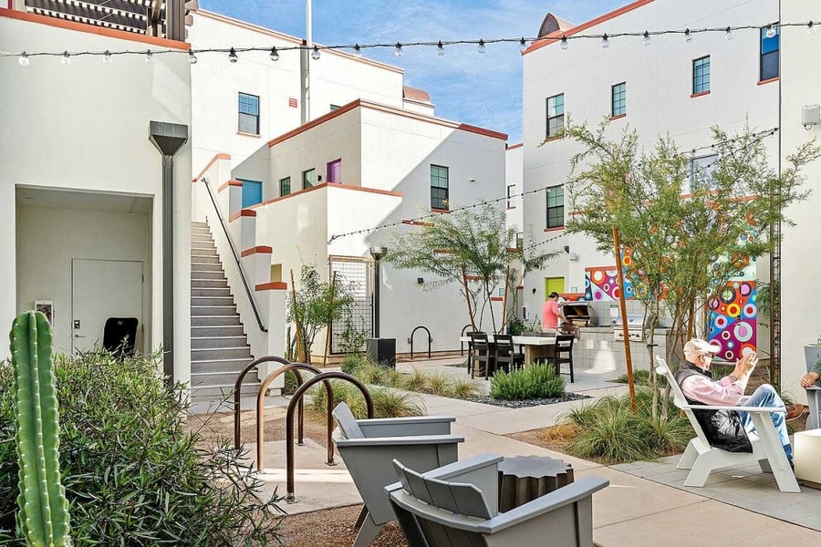 Cuộc sống ở thị trấn đầu tiên cấm ôtô tại Mỹ