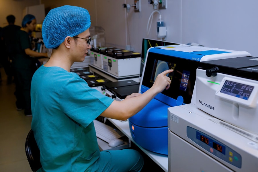 Không tinh trùng làm sao có con?