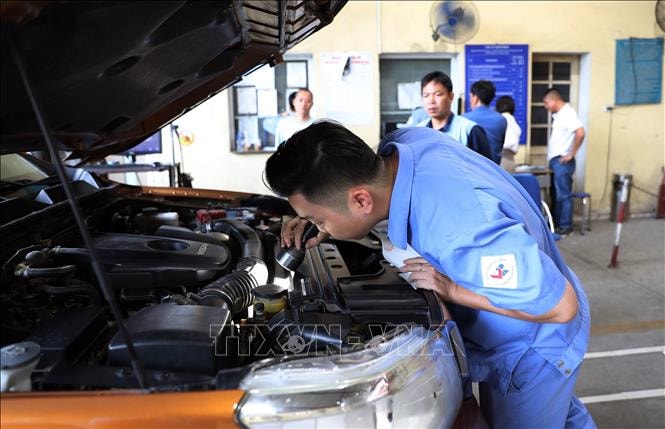 Cấp giấy chứng nhận đăng kiểm điện tử: Ngày đầu phát sinh lỗi hệ thống