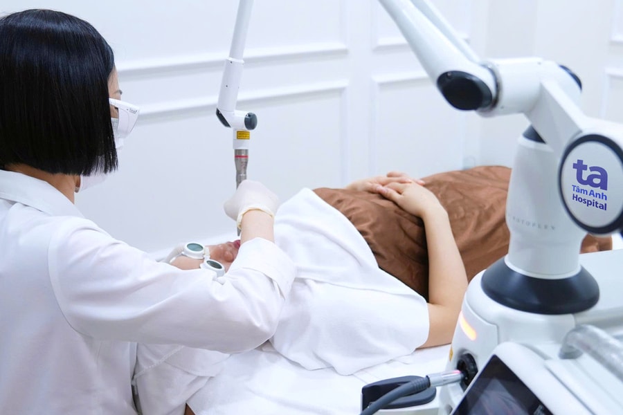 Chăm sóc da tuổi trung niên như thế nào