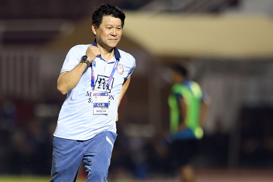 HLV Vũ Tiến Thành dẫn dắt CLB Ninh Bình