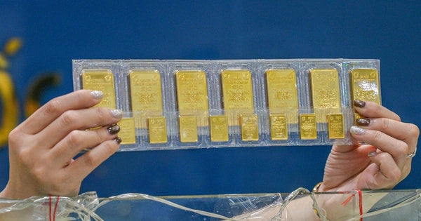 Một ngân hàng dự báo giá vàng có thể lên 6.000 USD/ounce, dầu khó vượt 100 USD/thùng