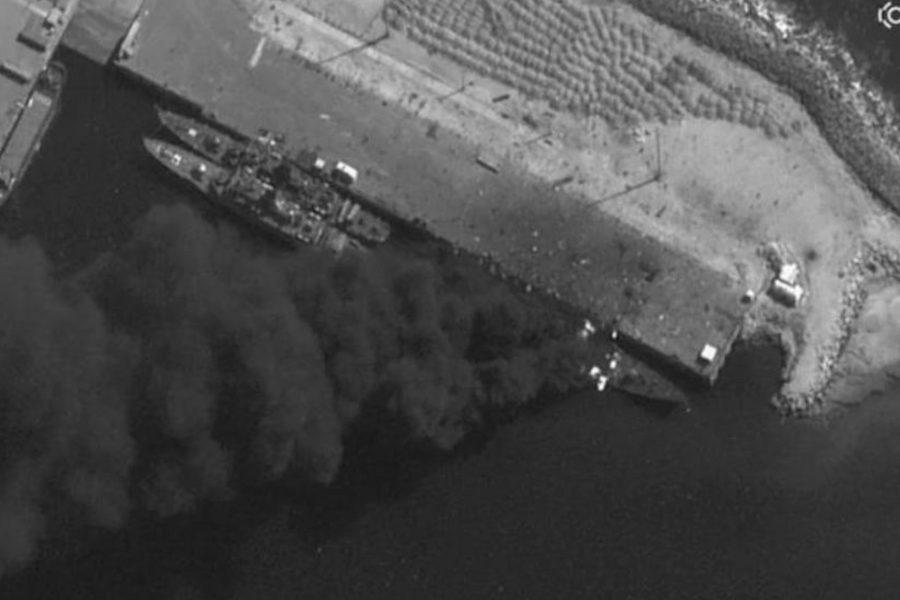 Tàu khu trục của Iran chìm ngoài khơi Sri Lanka