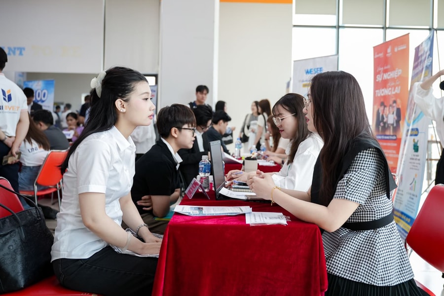 TP Hồ Chí Minh: Hơn 6.500 vị trí việc làm dành cho sinh viên tại ngày hội tuyển dụng